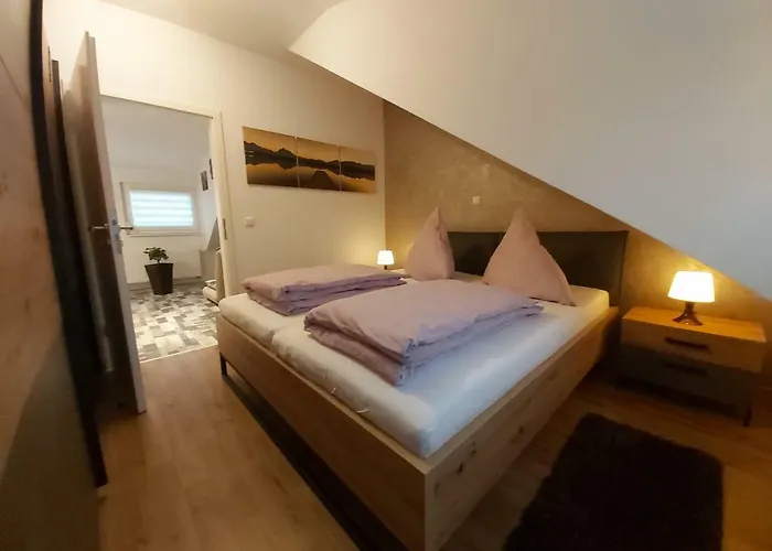 Claudia זינסהיים